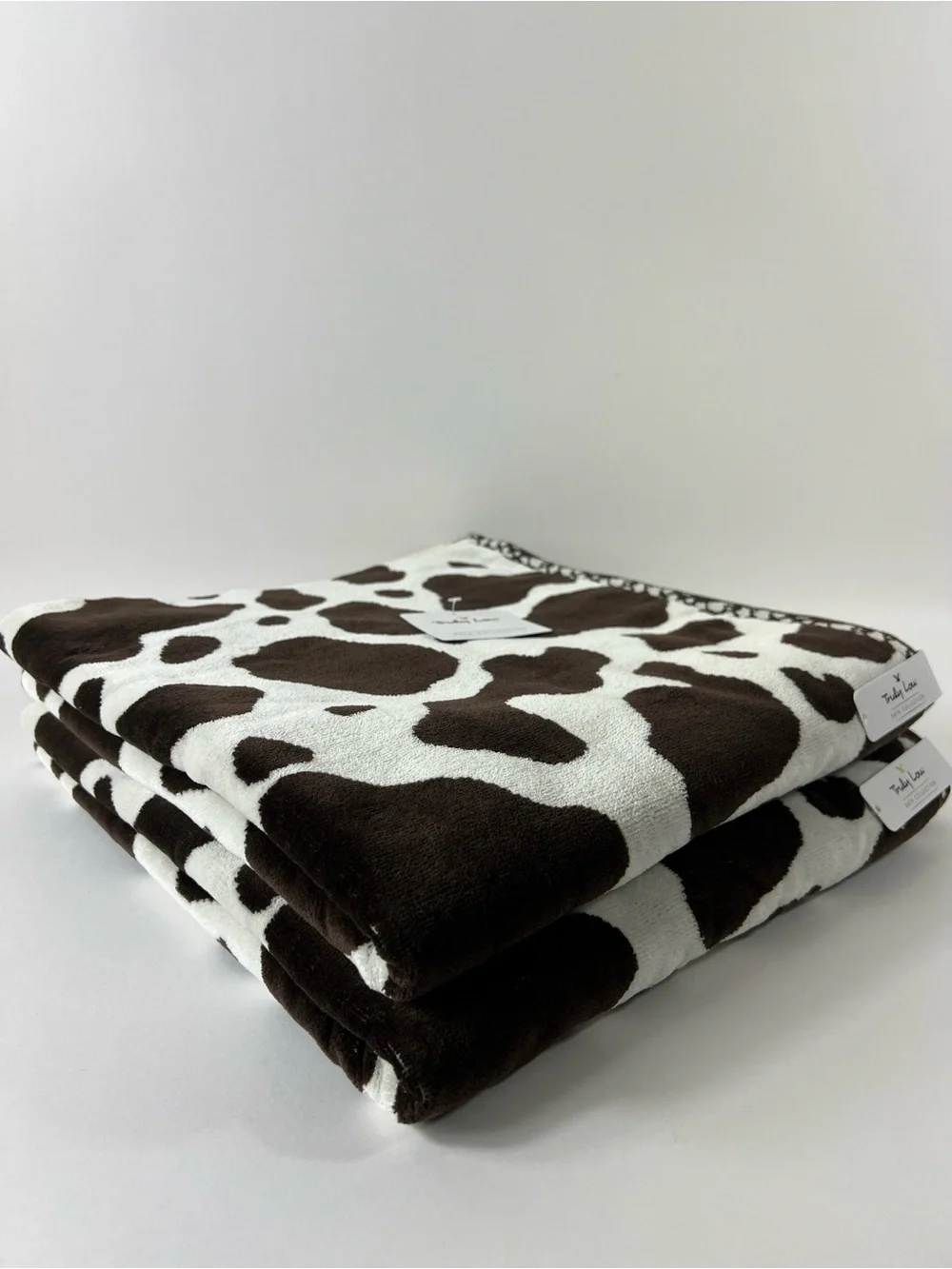 Truly Lou Bath Towel Set Cow Print Brown & Cream Soft Cotton Velour 2 Pc NEW